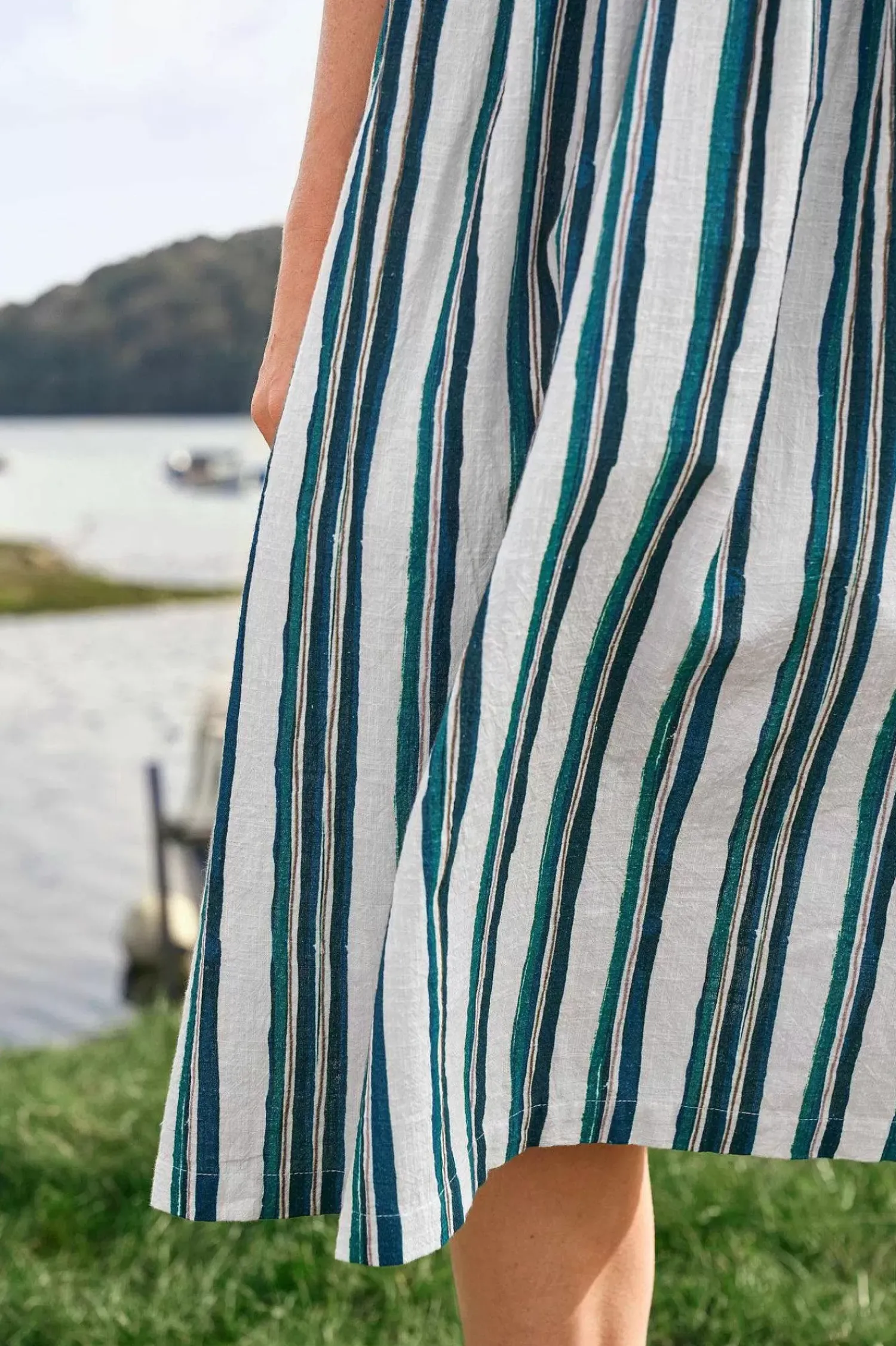 Dresses<Seasalt Cornwall Farley's Midi Dress River Stripe Chalk