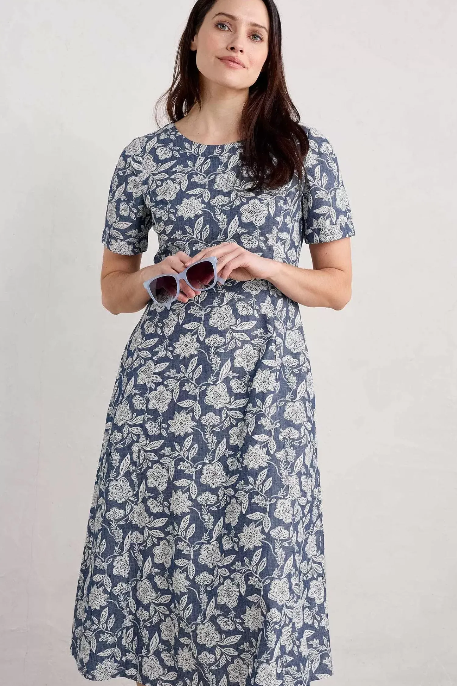 Dresses<Seasalt Cornwall Fox Path Printed Chambray Dress Stone Flower Indigo