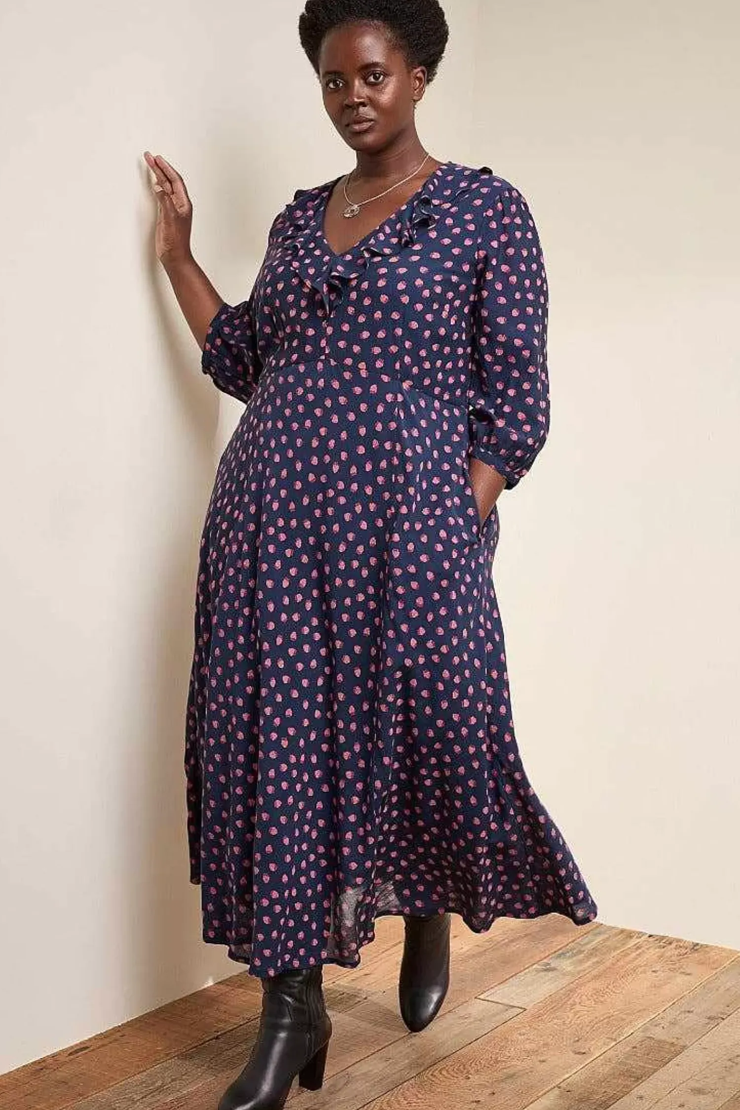 Dresses<Seasalt Cornwall Furled Flower V-Neck Dress Mini Raspberries Maritime