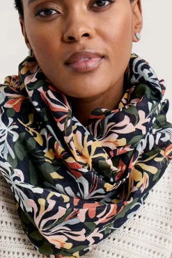 Scarves & Shawls<Seasalt Cornwall New Everyday Circle Scarf Colour Stack Rose