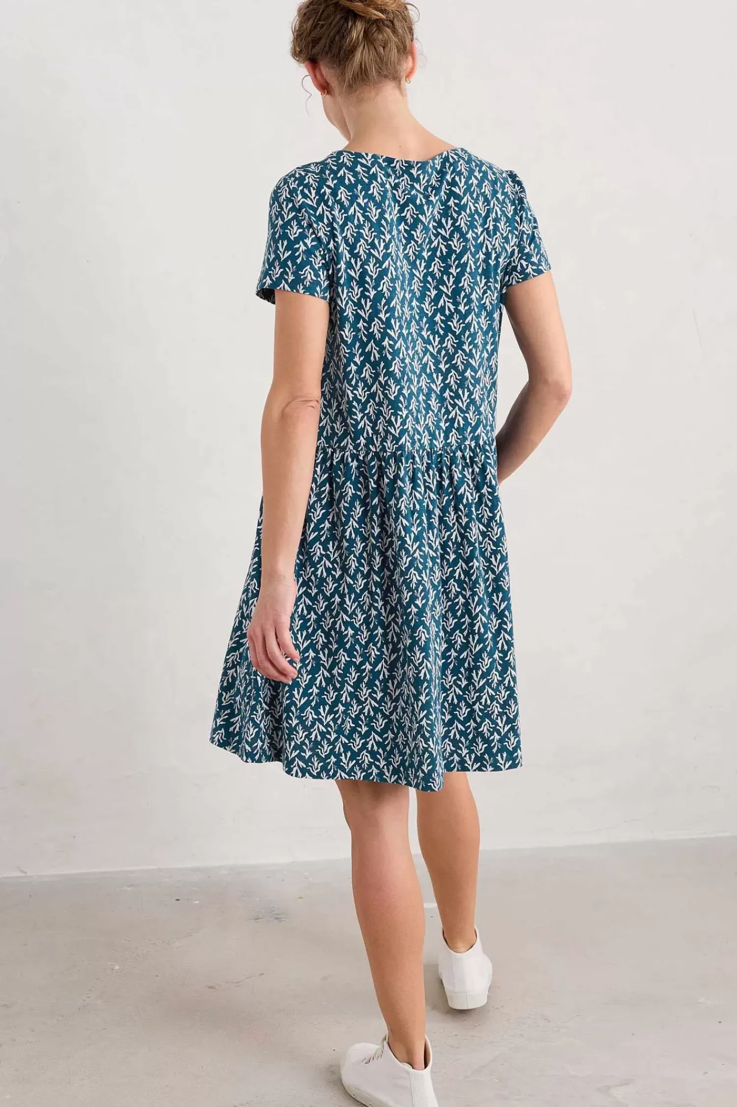 Dresses<Seasalt Cornwall Sea Mirror Jersey Dress With Short Sleeves Kelp Stamp Ocean Drift