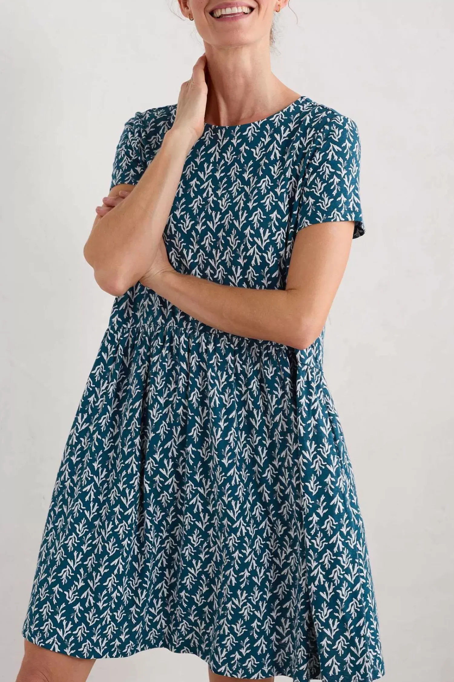 Dresses<Seasalt Cornwall Sea Mirror Jersey Dress With Short Sleeves Kelp Stamp Ocean Drift