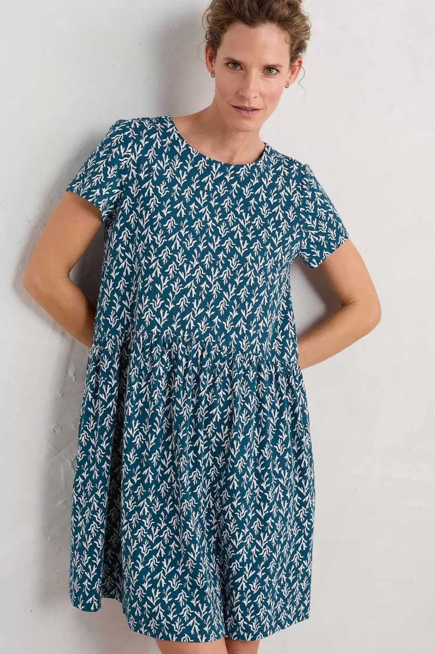 Dresses<Seasalt Cornwall Sea Mirror Jersey Dress With Short Sleeves Kelp Stamp Ocean Drift