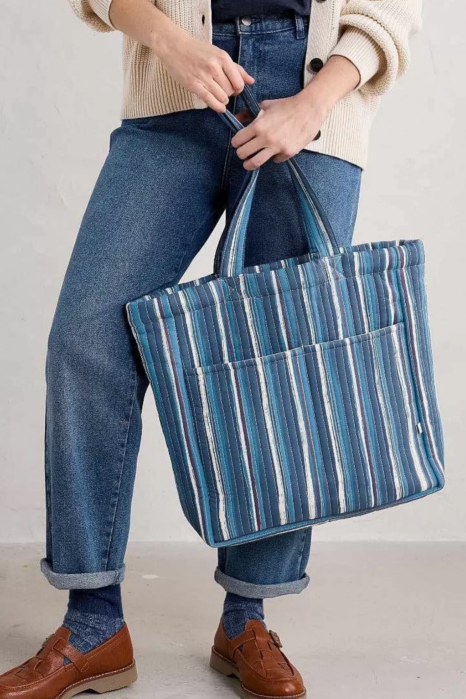 Bags<Seasalt Cornwall Singing Water Quilted Tote Bag River Stripe Dark Voyage